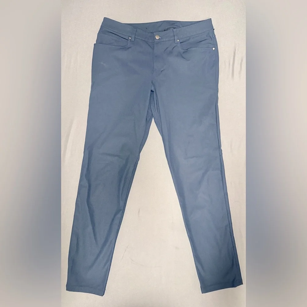 Lululemon Athletica ABC Pants in dark blue (Size: 34)